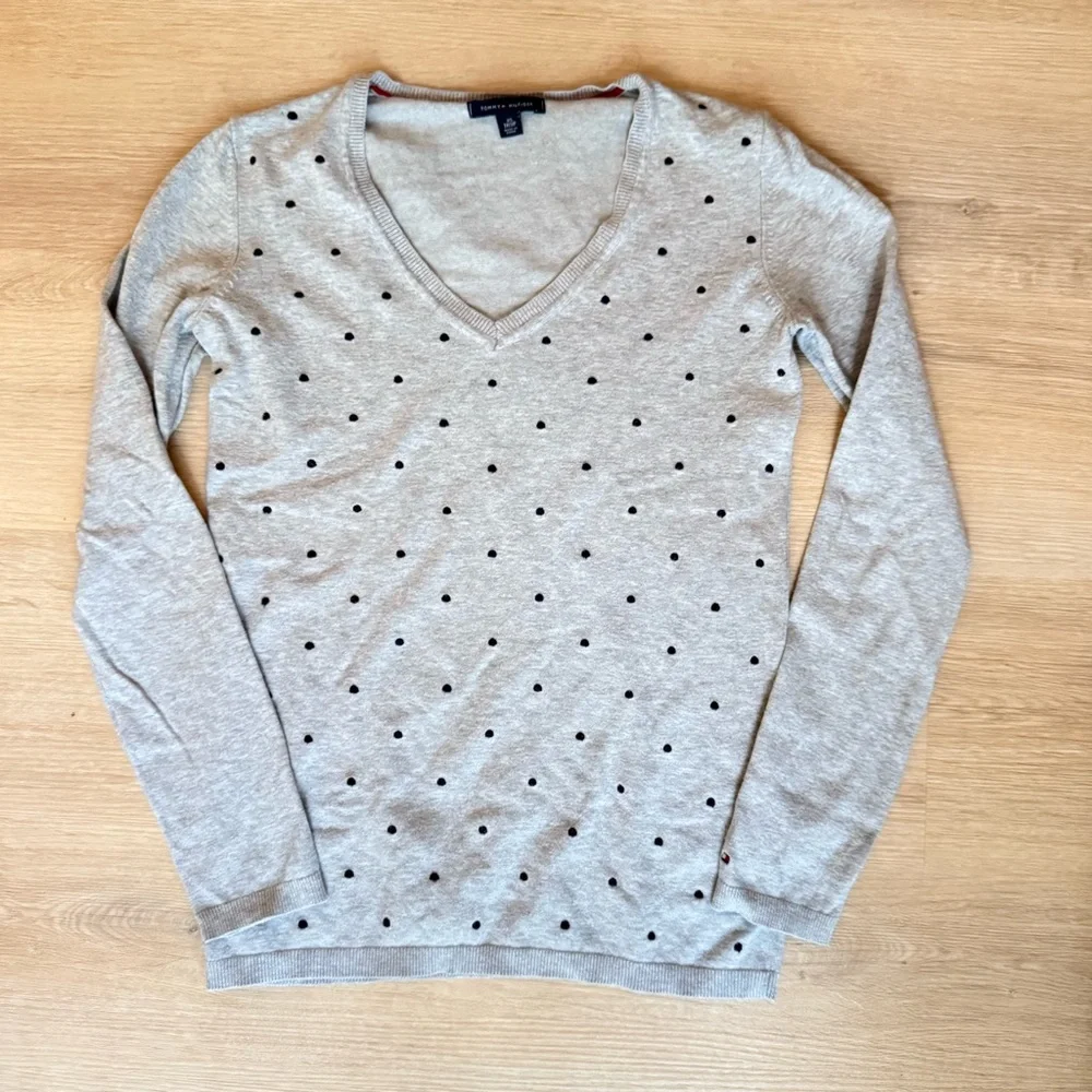 Tommy Hilfiger Light Gray polka Dot V-Neck Sweater